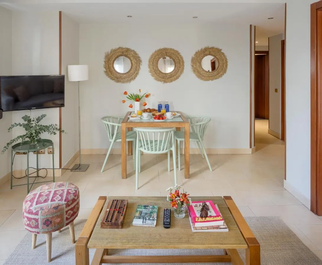 Apartamentos Suites Oficentro Málaga Apartment